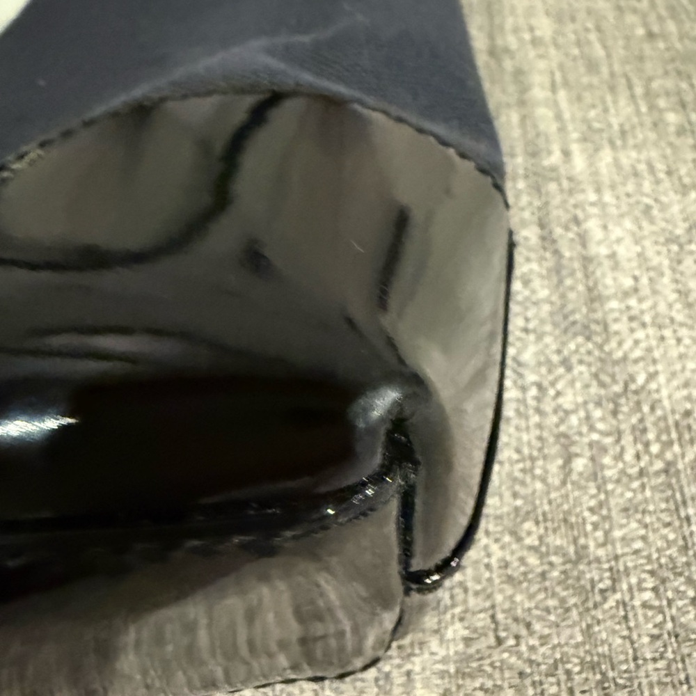 Gucci Black and Cream Shoulder Bag - Picture 8 of 10
